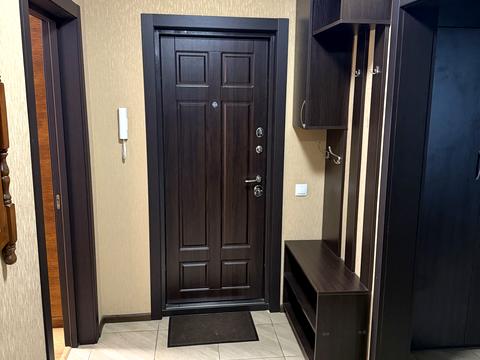 квартира за адресою Лариси Руденко вул., 10-Б