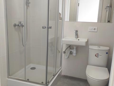 комерційна за адресою Василя Стуса вул., 35-Б