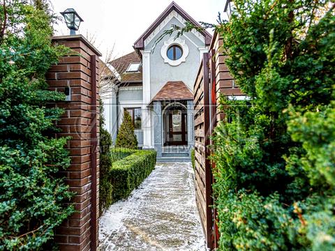 будинок за адресою Березова