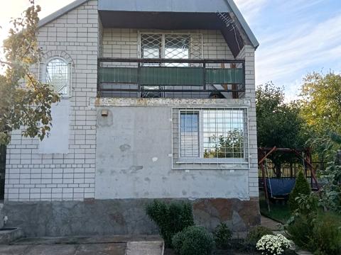 будинок за адресою смт Радуга