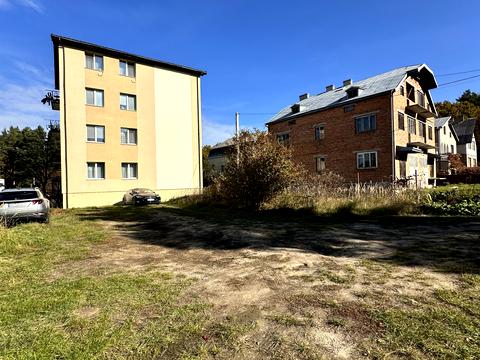 ділянка за адресою смт. Брюховичі, Спортова, 12