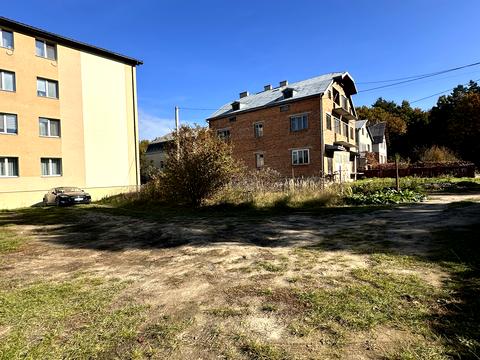 ділянка за адресою смт. Брюховичі, Спортова, 12