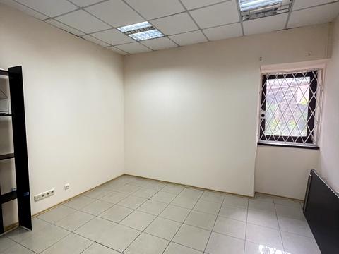 комерційна за адресою Велика Арнаутська вул., 31