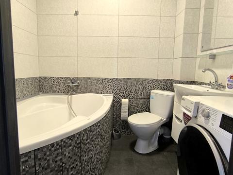 квартира за адресою Шалімова, 61а