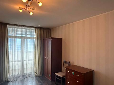 квартира за адресою Митрополита Андрея Шептицького вул. (Анатолія Луначарського), 10