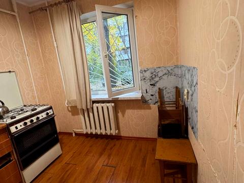 квартира за адресою Космонавтів вул., 44