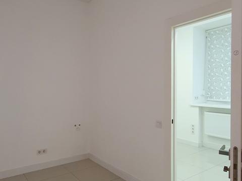 комерційна за адресою Кірічека вул., 5