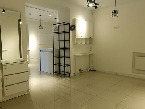 комерційна за адресою Кірічека вул., 5