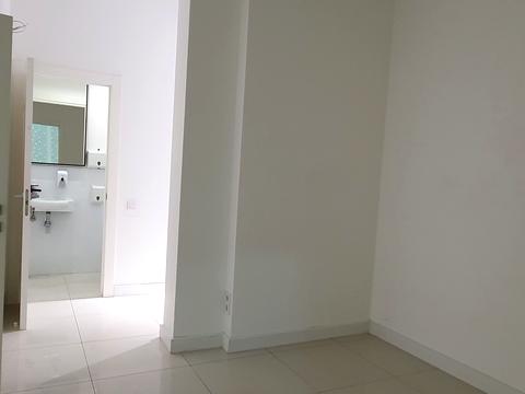 комерційна за адресою Кірічека вул., 5