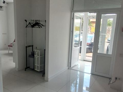 комерційна за адресою Кірічека вул., 5