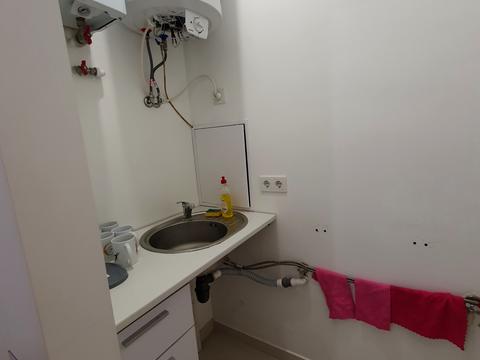 комерційна за адресою Кірічека вул., 5