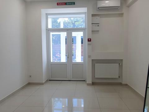 комерційна за адресою Кірічека вул., 5