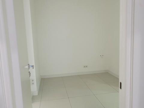 комерційна за адресою Кірічека вул., 5