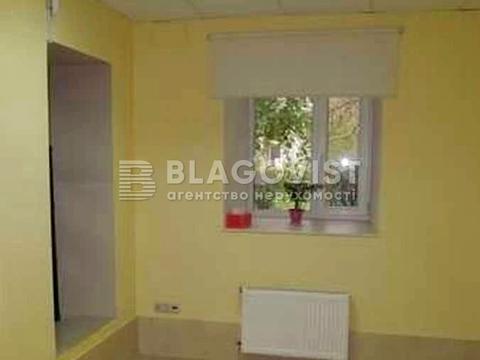 комерційна за адресою Микільсько-Ботанічна вул., 1/16