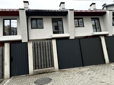 дом по адресу Українська ул., 80