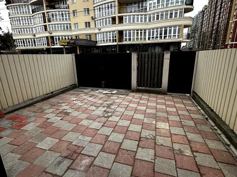 дом по адресу Українська ул., 80