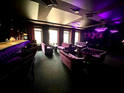 коммерческая по адресу Антоновича ул. (Горького), 50