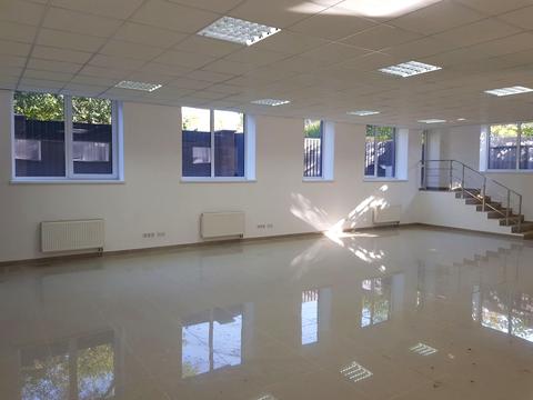 комерційна за адресою Красилівська вул., 5