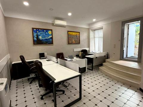 коммерческая по адресу Предславинская ул., 30