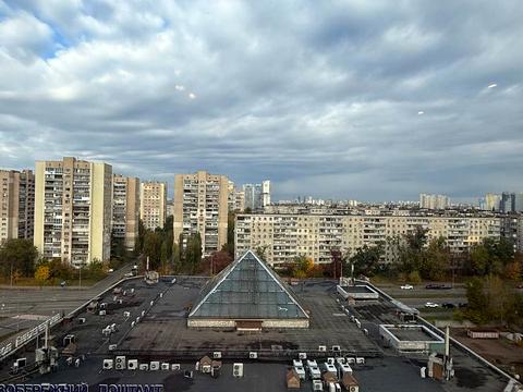 квартира за адресою Митрополита Андрея Шептицького вул. (Анатолія Луначарського), 10