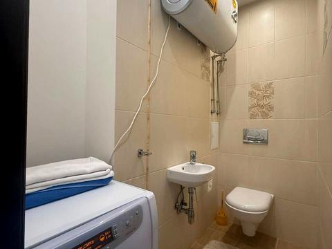 квартира за адресою Митрополита Андрея Шептицького вул. (Анатолія Луначарського), 10