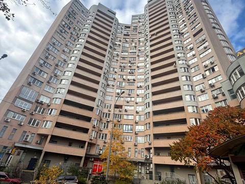 квартира за адресою Митрополита Андрея Шептицького вул. (Анатолія Луначарського), 10