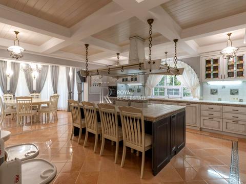 будинок за адресою Набережна