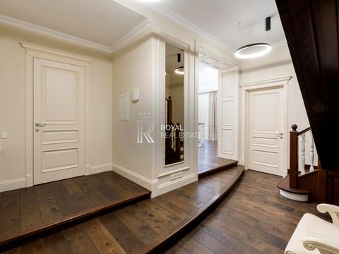 будинок за адресою Набережна