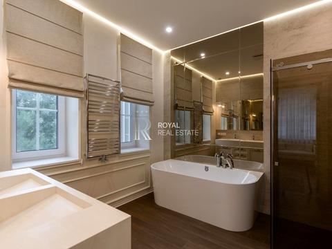 будинок за адресою Набережна