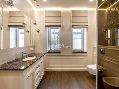 будинок за адресою Набережна