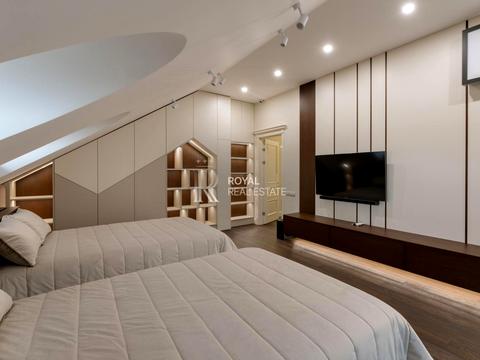 будинок за адресою Набережна