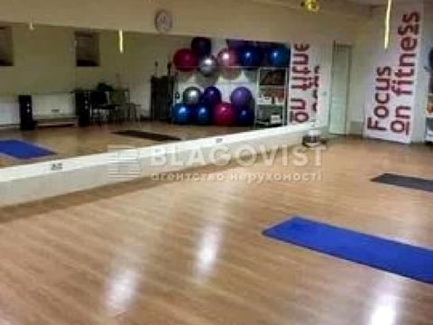 комерційна за адресою Тарасівська вул., 16/1