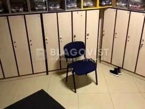 комерційна за адресою Тарасівська вул., 16/1