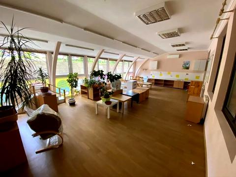 комерційна за адресою Євгена Коновальця вул. (Щорса), 32-Д