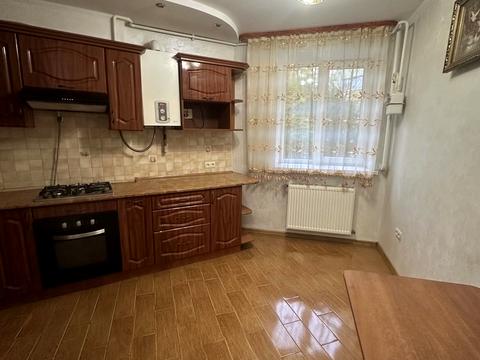 квартира за адресою Василя Симоненка вул., 35