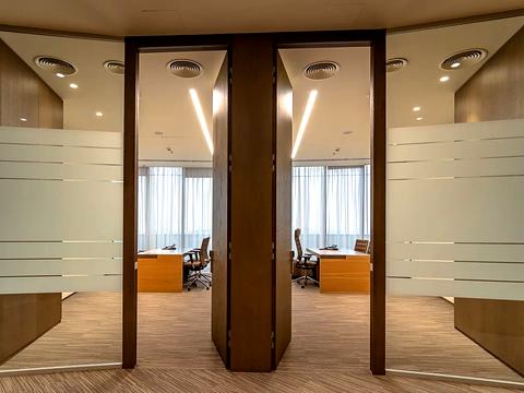 коммерческая по адресу Болсуновская ул. (Сергея Струтинского), 13