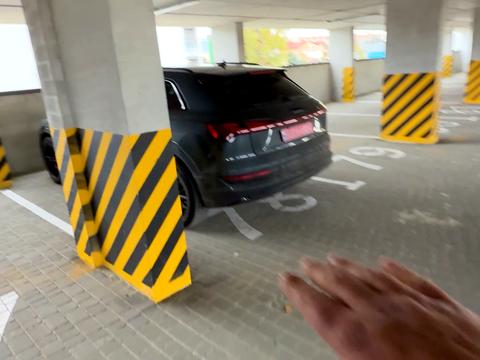 паркомісце за адресою Городоцька вул., 226а