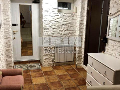 будинок за адресою вірності, 33