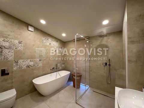 будинок за адресою Комфортна, 1/2