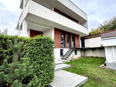 квартира за адресою Травневий пров., 7/15