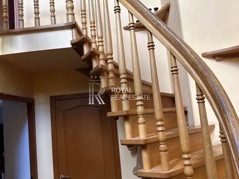 будинок за адресою 136-тя Садова вул.