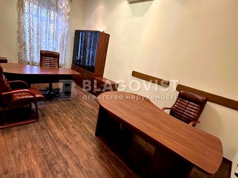 комерційна за адресою Шота Руставелі вул., 30-Б