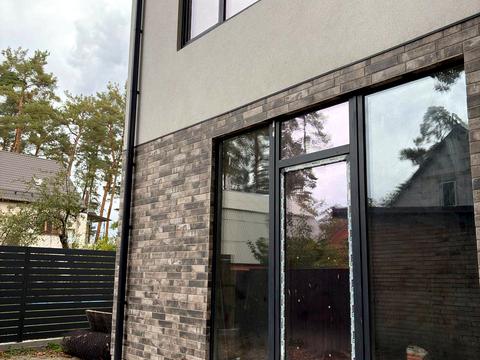 будинок за адресою Академіка Ромоданова вул. (Льва Толстого)