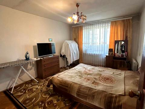 квартира за адресою Хотинська вул., 9