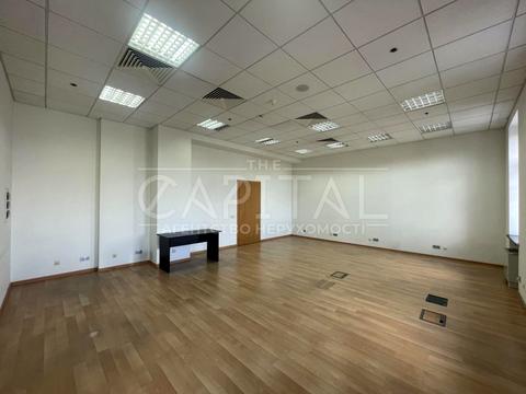 комерційна за адресою Богдана Хмельницького вул., 52