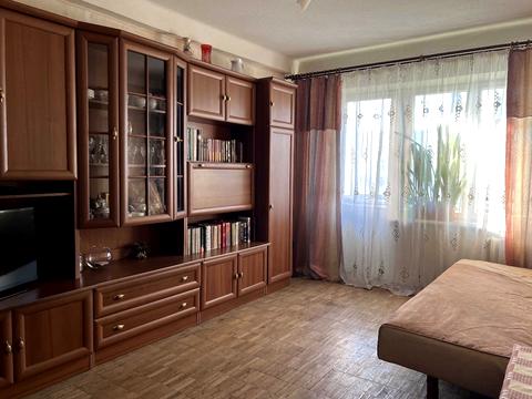 квартира за адресою Космічна вул., 5/16