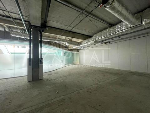 комерційна за адресою Героїв полку "Азов" вул. (Маршала Малиновського), 12