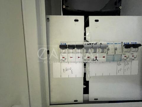 комерційна за адресою Замковецька вул., 106-Б