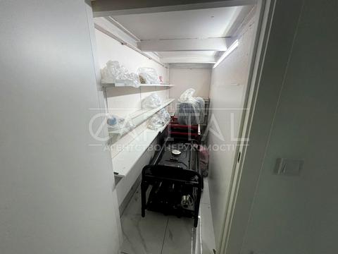 комерційна за адресою Замковецька вул., 106-Б