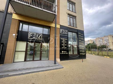 комерційна за адресою Замковецька вул., 106-Б